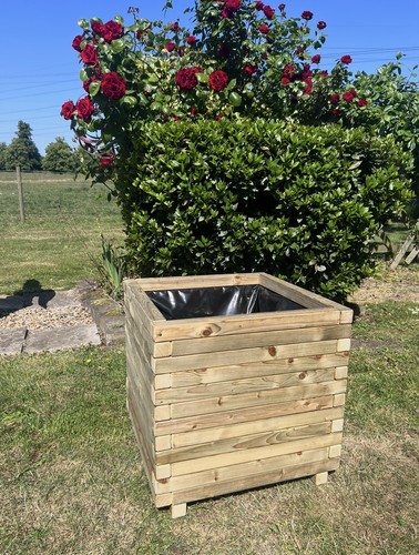 Timber planter lined year - planter,