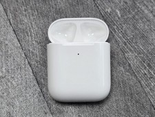 Genuine Apple Airpod 2nd Gen Charging Case With Wireless Charging A1938 White