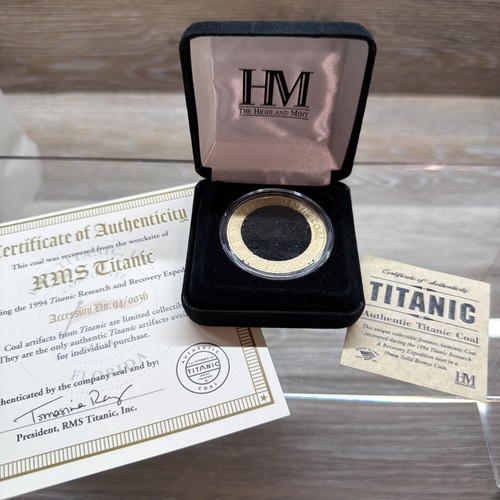 Titanic coal bronze coin - coal,