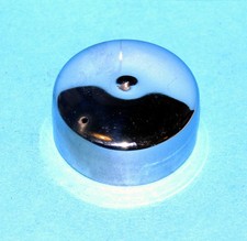 26-M Cover Contact Lucas