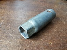 Vintage single ended box spanner 17MM (11/16AF) 3" long, no makers name.