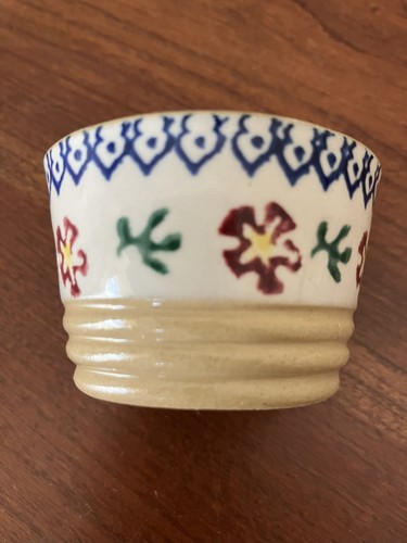 Nicholas mosse pottery egg - egg, cup