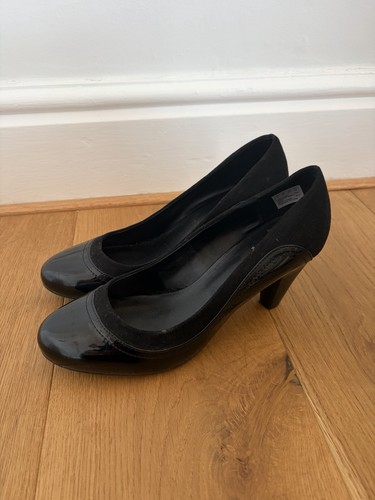 Clarks black patent and suede