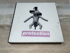 3D & The Art Of Massive Attack Signed By Robert Del Naja 2015 BOOK  Banksy