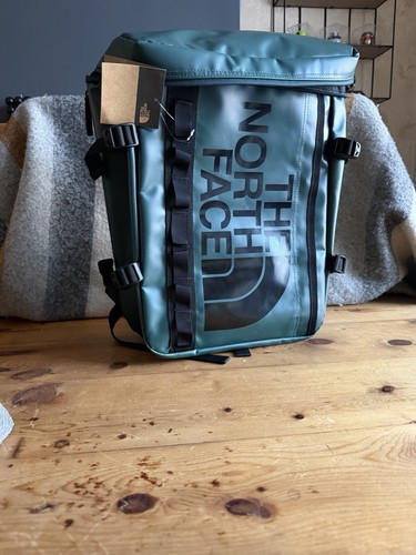 The north face base camp - base,