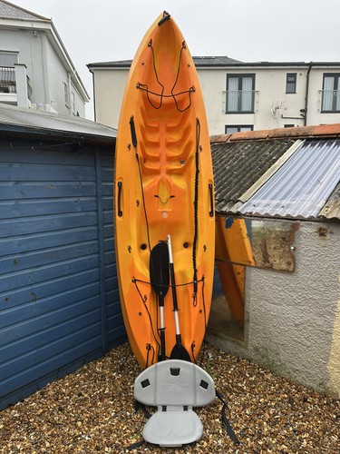 Ocean kayak frenzy - ocean,