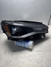 2025 Volkswagen Taos Right RH