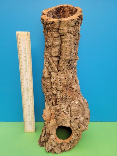 Cork bark tube hide - bark,