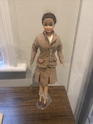 Rare emirates barbie doll - barbie, on