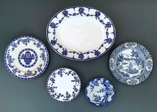 ANTIQUE Blue & White WALL HANGING GALLERY Set of 5 PLATES PLATTERS