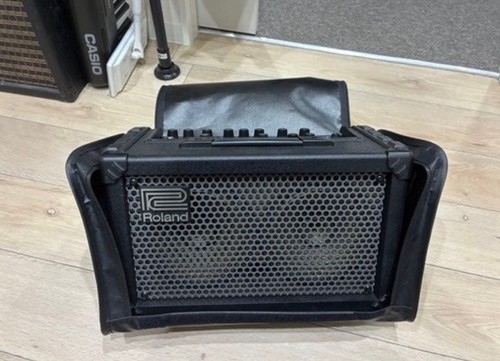 Roland cube street - cube, with