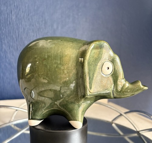 Vintage wellow pottery - vintage,