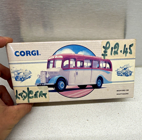 Corgi bedford whittakers - bedford,