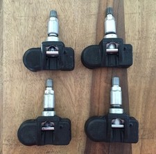 4 Mercedes Tire Pressure Sensors RDKS 433 MHz A0009057200 E-Class W212 A-Class
