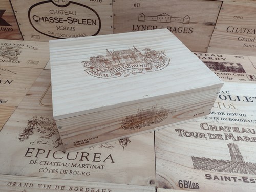 Wooden wine box - box, lid