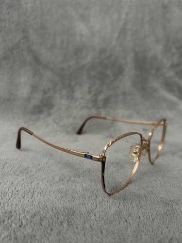 Vintage yves saint - vintage, laurent