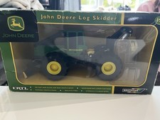 Britains John Deere Log Skidder 1:32 Diecast Model Tractor