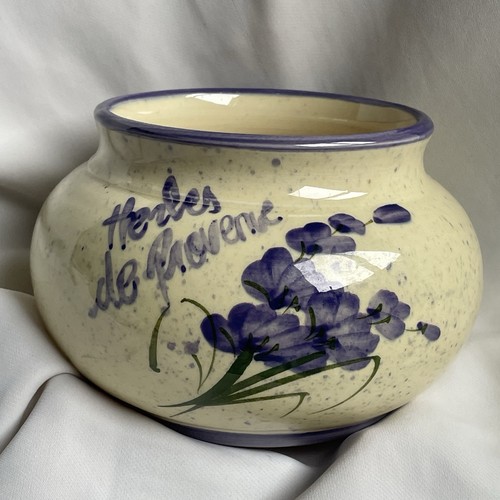 Vallauris pottery pale yellow - vallauris,