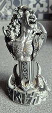 KISS STATUETTE ** GENE SIMMONS