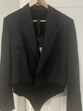 Peter Petrov Back To Black