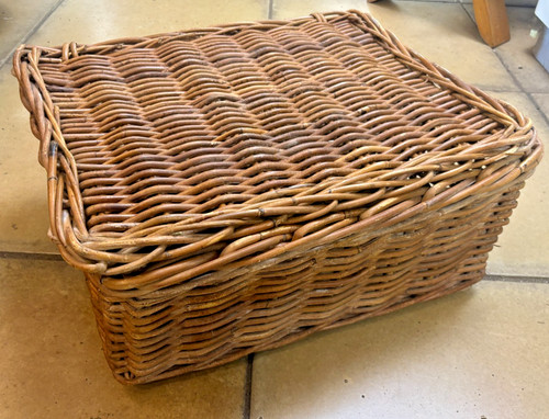 Vintage medium rattan wicker - medium, rattan/