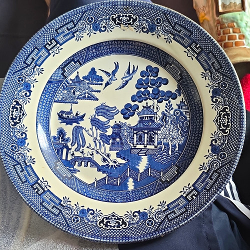 Ringtons blue white willow - &,