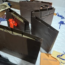 Louis Vuitton selection of Gift Packaging tote/carrier/Bag