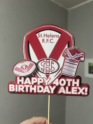 Helens rugby theme cake - st,