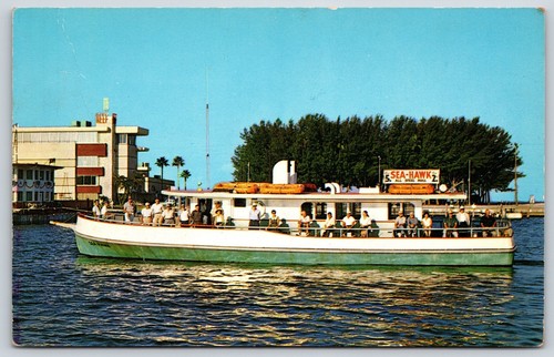 The sea hawk - deep,