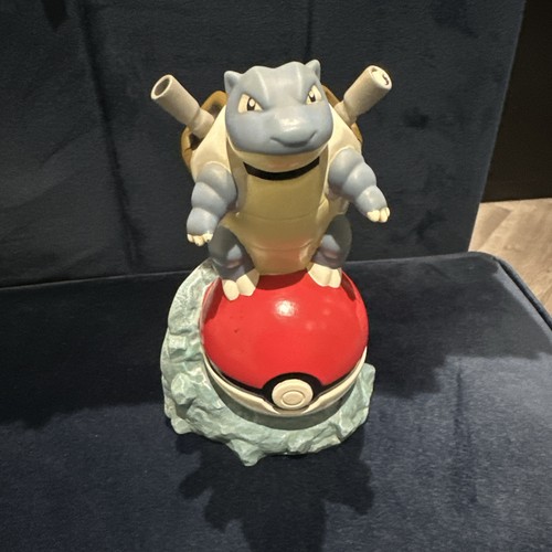 Blastoise pokemon 1996 - blastoise,