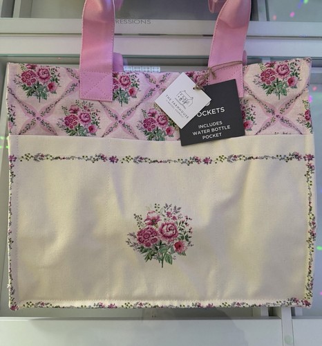 Shabby chic farmhouse - shabby,