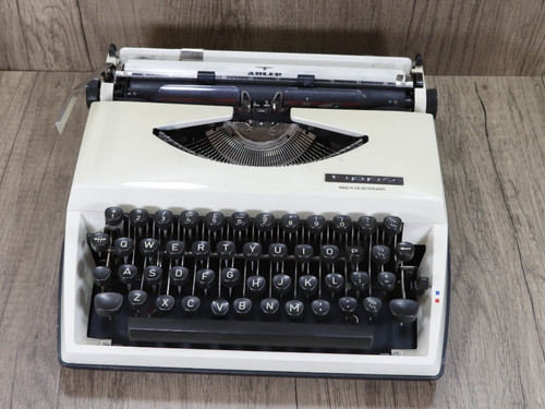 Adler tippa 1970 - tippa, portable
