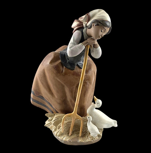 Lladro harvest helpers - 'harvest, helpers'