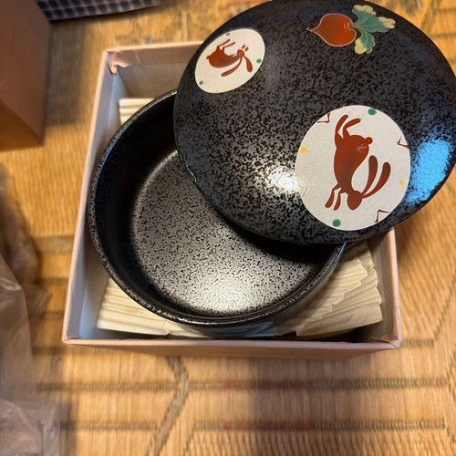 Rabbit pattern lacquerware - pattern,