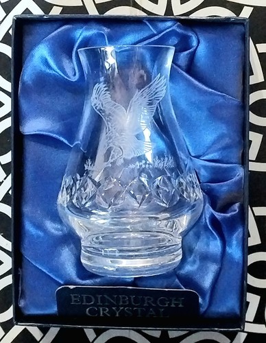 Edinburgh crystal vase - 4",