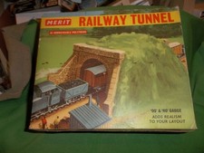 MERIT HO/OO RAILWAY TUNNEL No 5040