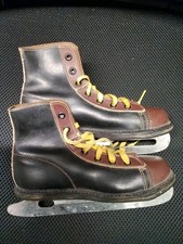 Vintage Ice Skates Engraved Canada Size Child's 11,  cowhide leather..