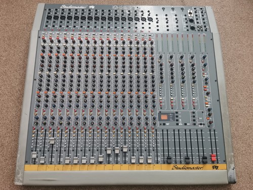 Studiomaster mixing console - studiomaster, p7