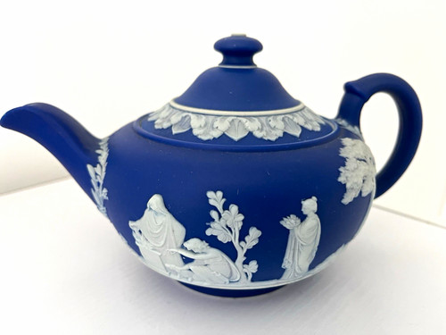 Wedgwood blue white - blue, &