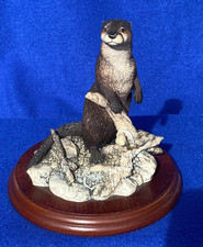 Border Fine Arts  Otter