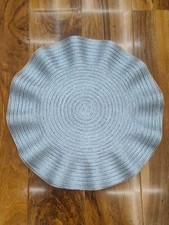 6 x New Dubai Style Wavy Table