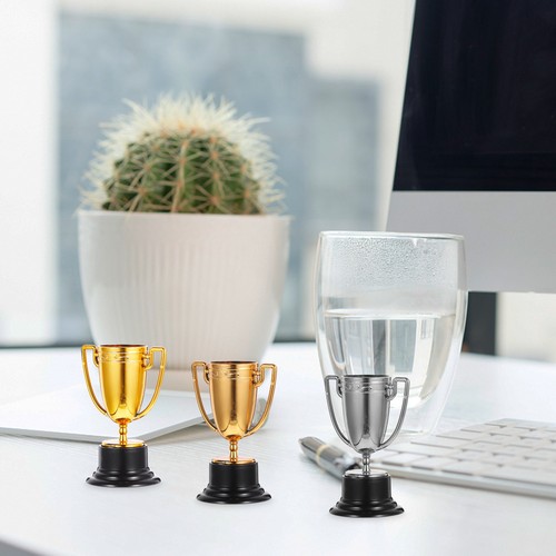 3pcs lovely plastic small - 3pcs,