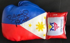 MANNY PACQUIAO Signed Glove WORLD BOXING Champion  COA