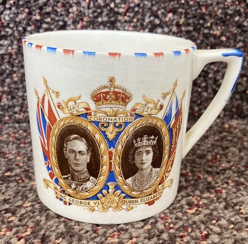 Vintage coronet ware - coronet, parrot