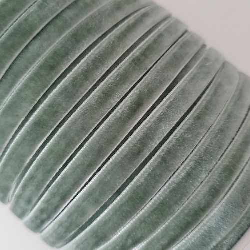 6mm 9mm velvet ribbon sage - or,