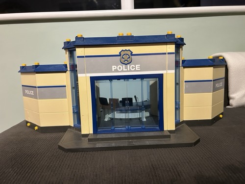 Playmobil police station - police, with
