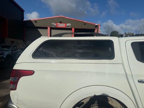 Mitsubishi l200 canopy truck - canopy,
