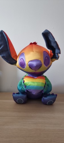 Disneystore pride stich - pride,