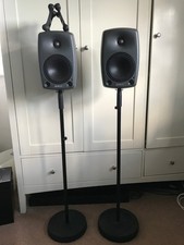 2 Genelec 8030a Studio