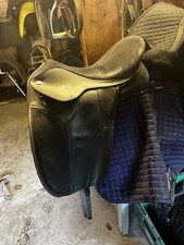 Thorowgood T4 Dressage Saddle Black Adjustable Gullet 17.5 Inch Wide